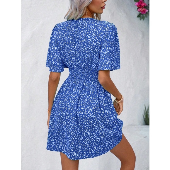 Blue Ditsy Floral Mini Dress V-Neck Butterfly Short Sleeve - Picture 2 of 8